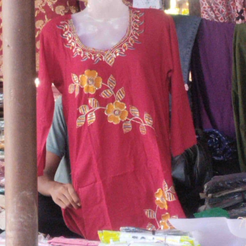 Kurti Long, photo 3 of 6