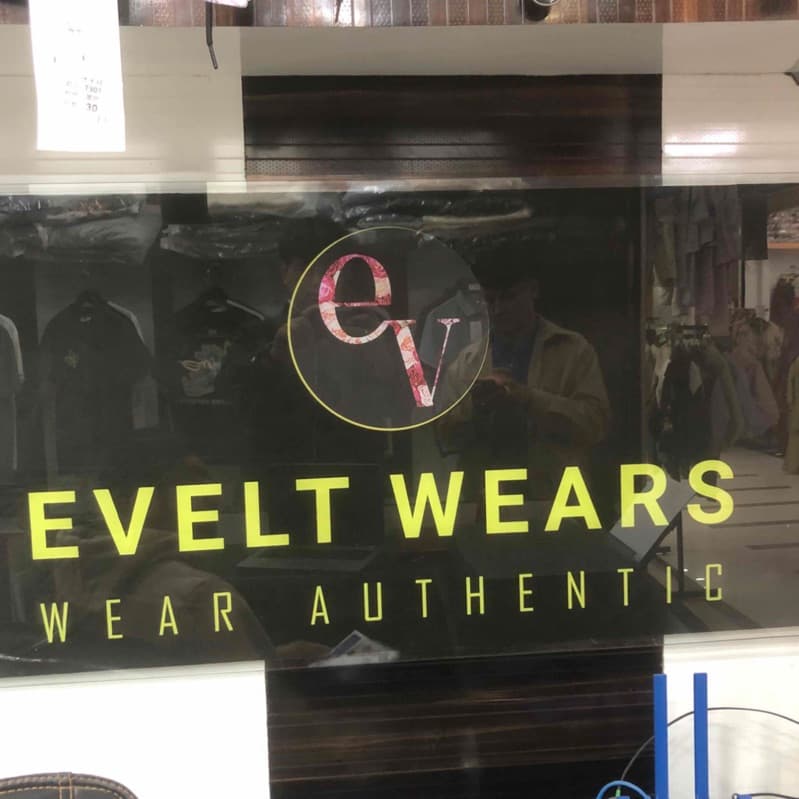 Evelt Wears logo