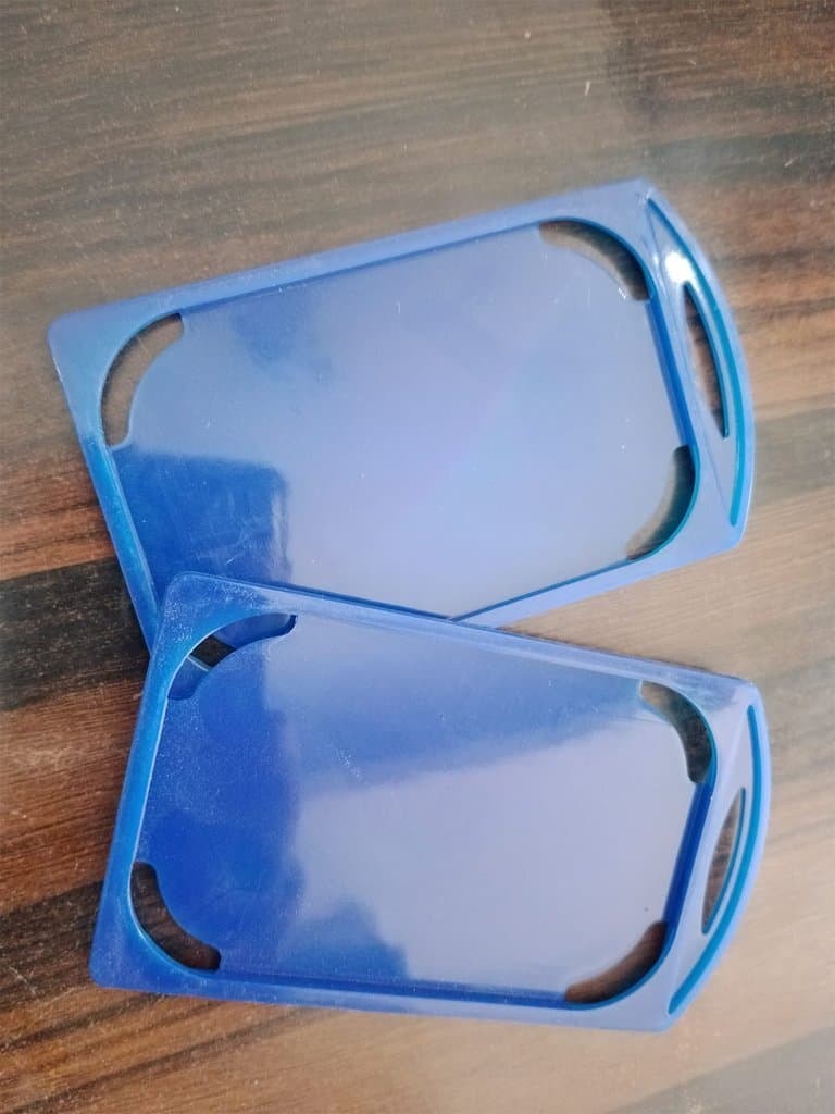 Corner Holder -B
