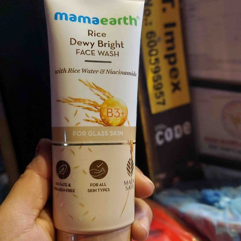 Mamaearth Facewash
